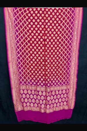 Red Pink Janglo Saree in Georgette