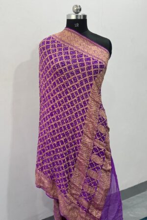 Lavender Neem Jari Janglo Dupatta in Georgette