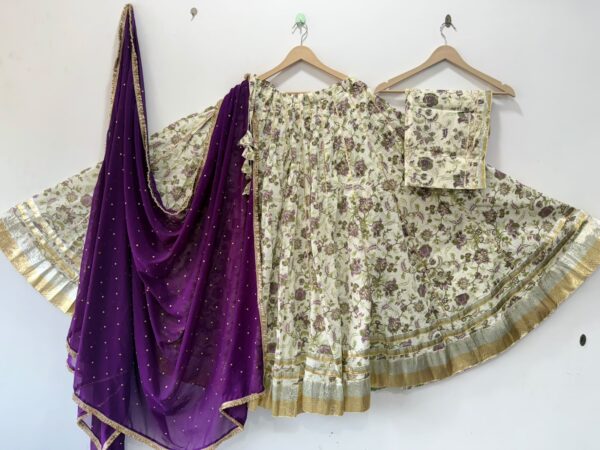 Pure camric cotton heavy lappa border chaniya choli