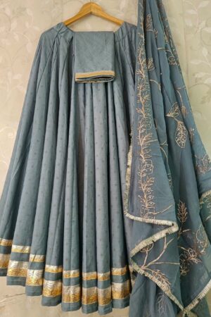 Elegant Parmpara Silk Lehenga Choli Set with Embroidered Dupatta