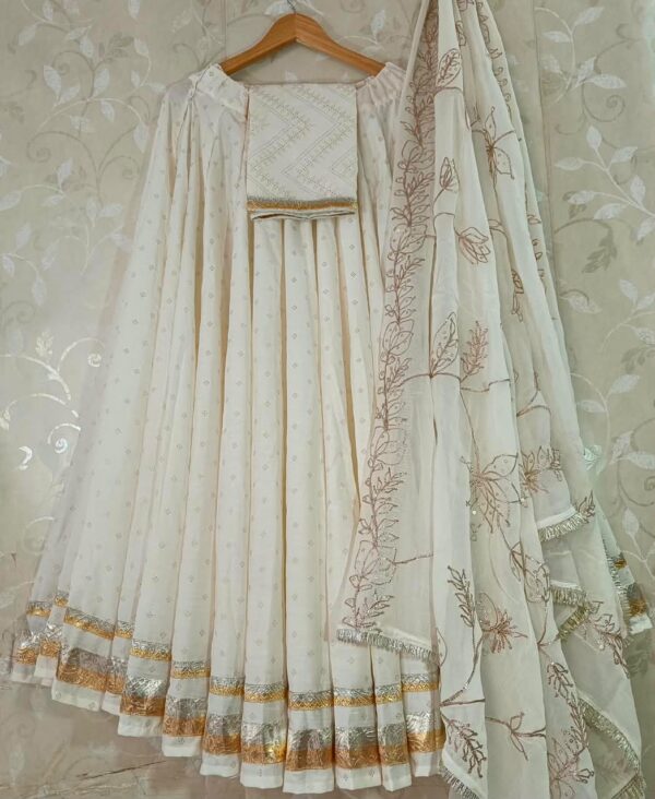 Elegant Parmpara Silk Lehenga Choli Set with Embroidered Dupatta