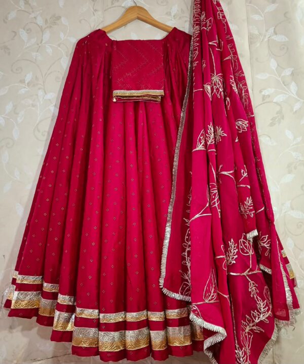 Elegant Parmpara Silk Lehenga Choli Set with Embroidered Dupatta