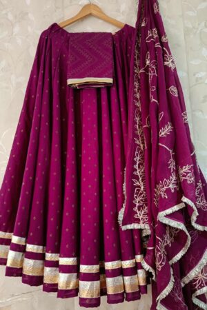 Elegant Parmpara Silk Lehenga Choli Set with Embroidered Dupatta
