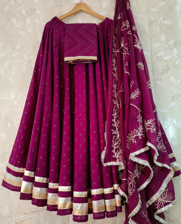 Elegant Parmpara Silk Lehenga Choli Set with Embroidered Dupatta